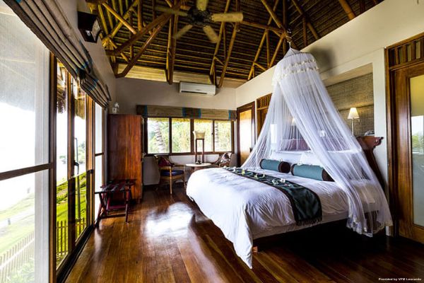 Eskaya Beach Resort and Spa (Panglao)